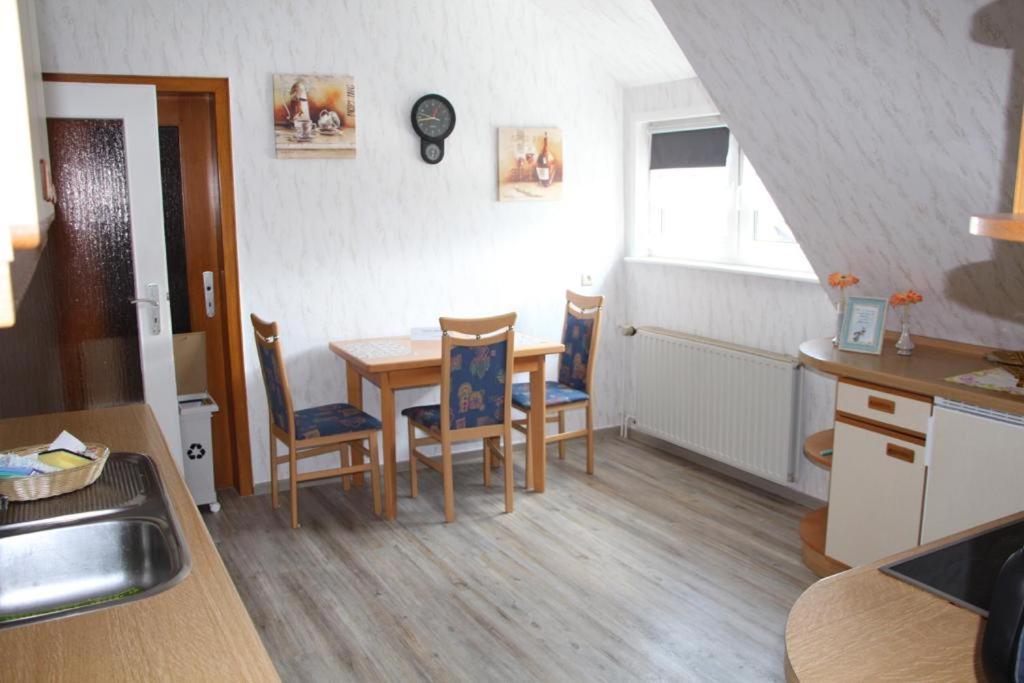 Ferienwohnung Schmetterling Trendelburg المظهر الخارجي الصورة